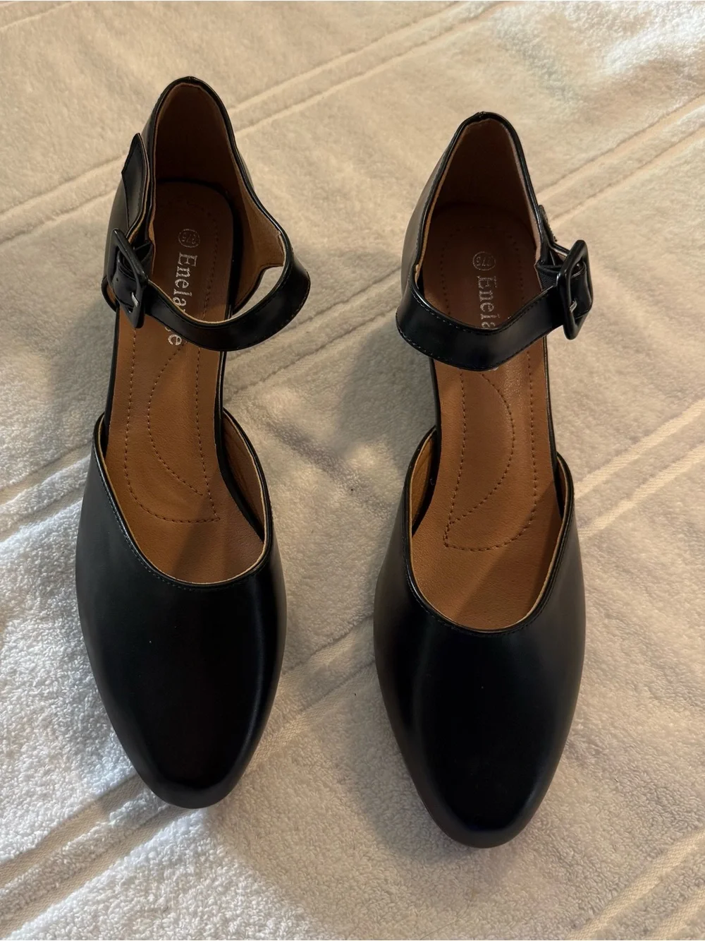 Enelauge Black Closed Toe Chunky Mary Jane Heels Size 11